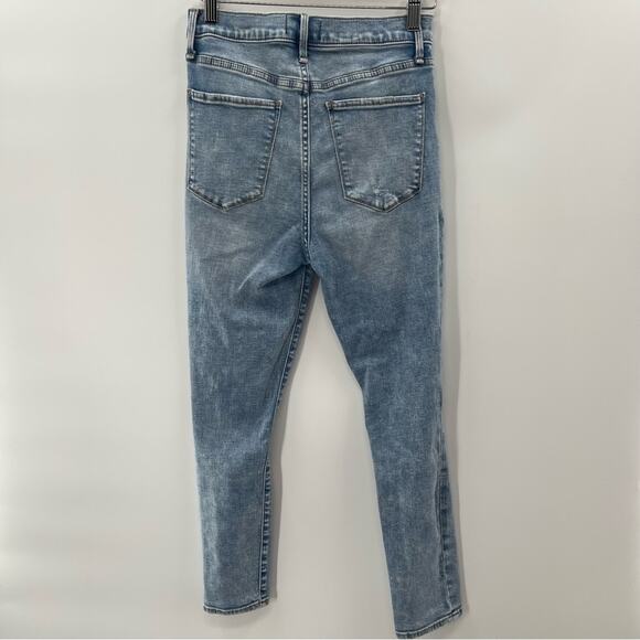 Abercrombie & Fitch Ultra High Rise Preppy Distressed Skinny Ankle Jeans Size 27 - Picture 6 of 9